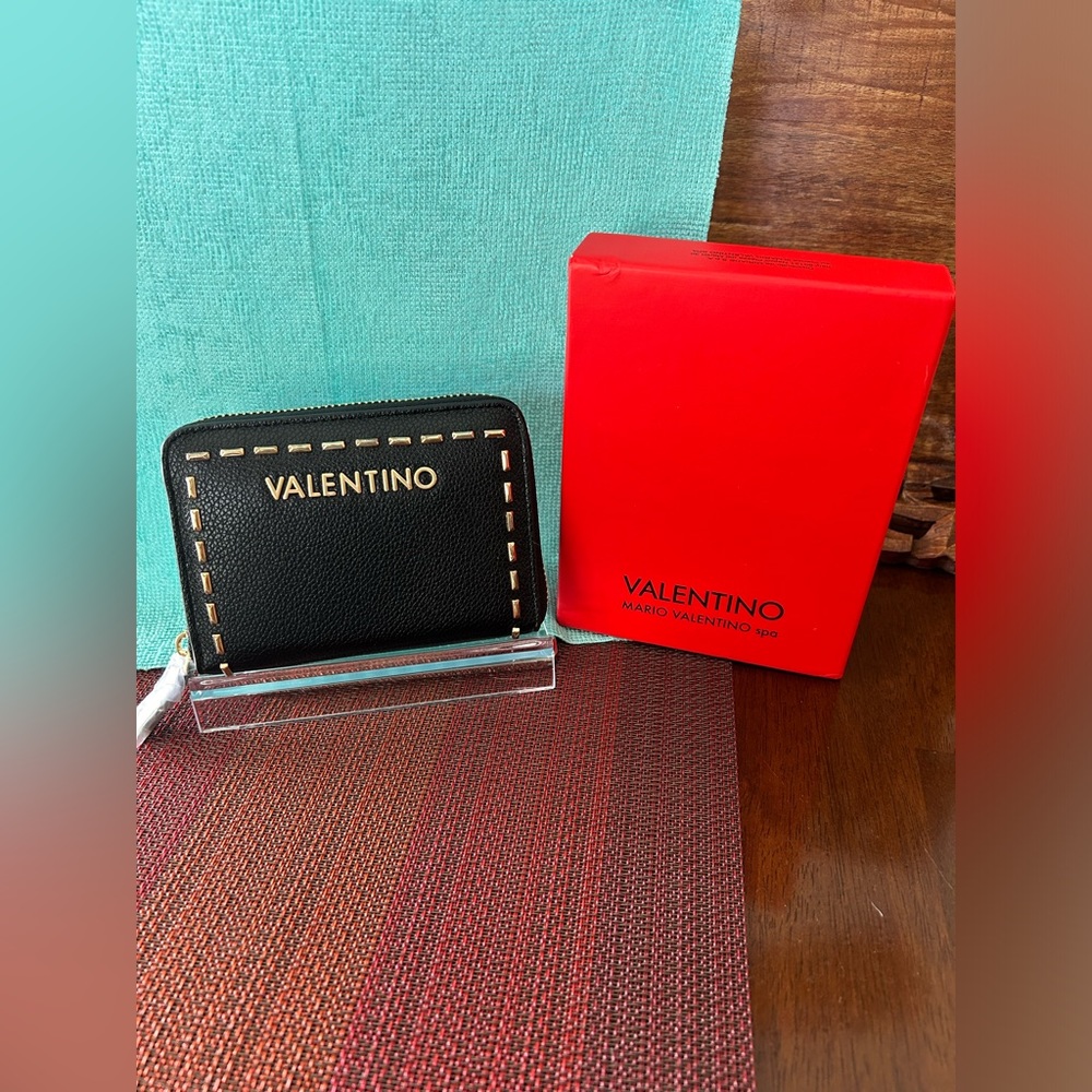 Authenticated Mario Valentino Compact Wallet